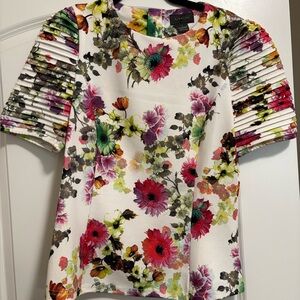 Gracia Floral Print Women's Top